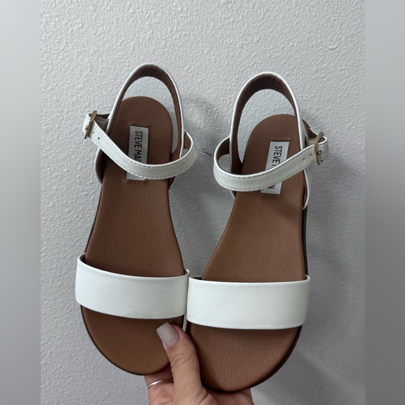 Steve Madden Shoes - Steve Madden White and Brown Women's 6.5 Sandals
